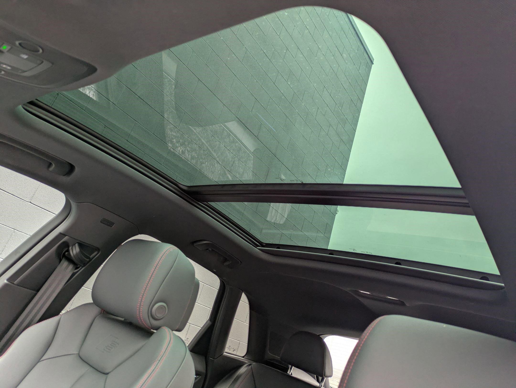 Certified 2025 Audi Q3 2.0T Premium Plus w/ Premium Plus Package image 21