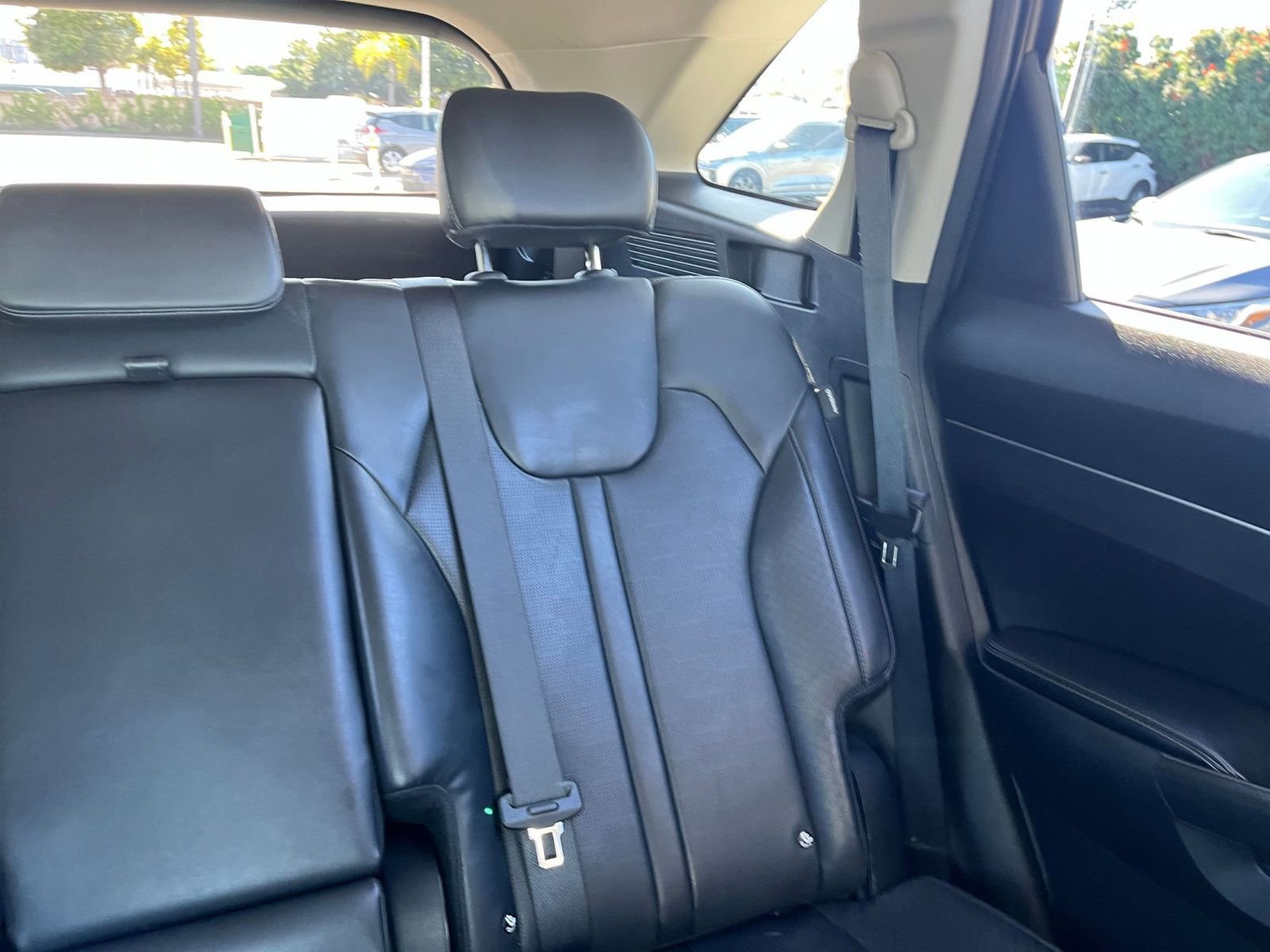 Used 2024 Kia Sorento S image 39