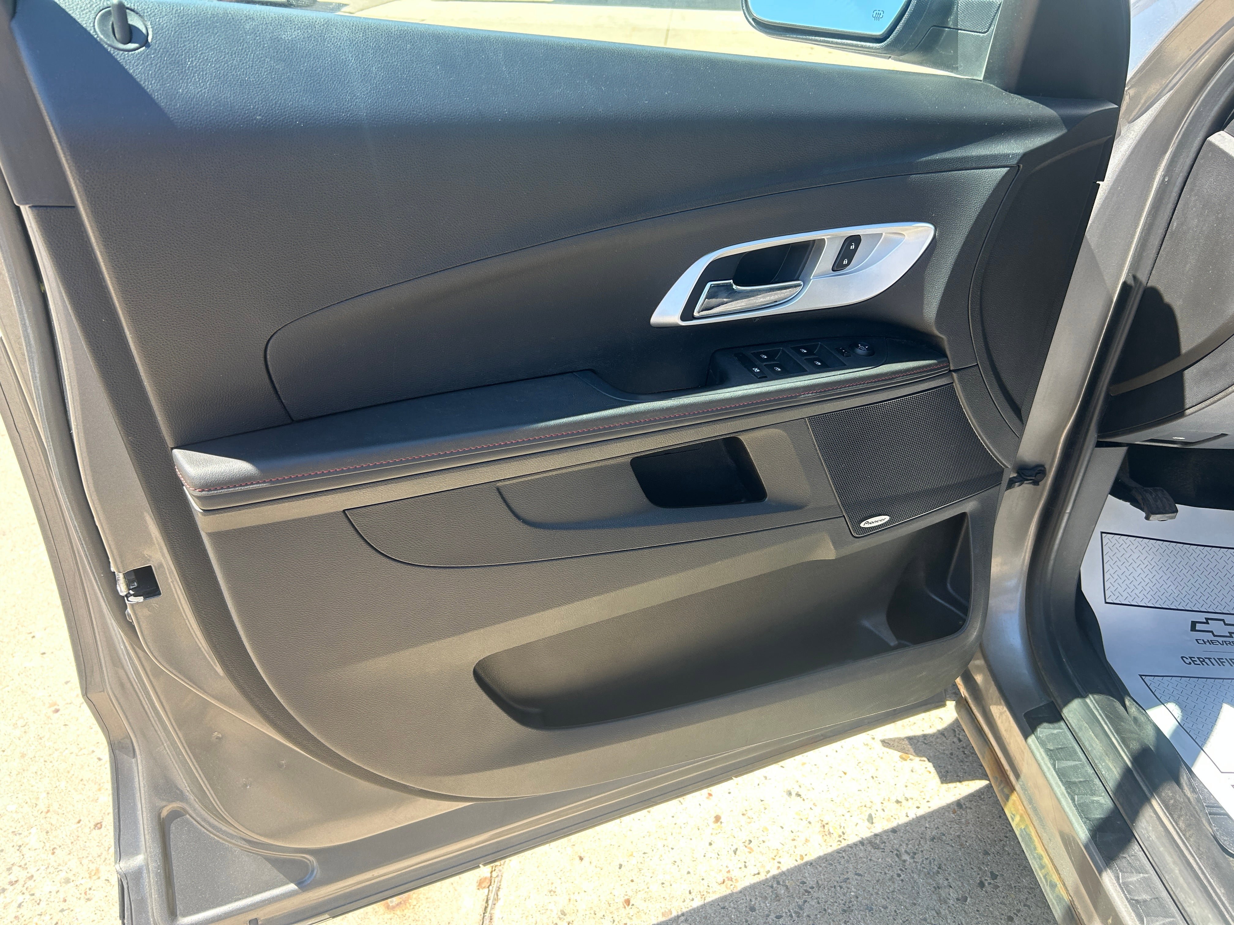 Used 2012 Chevrolet Equinox LT AWD/4WD image 13