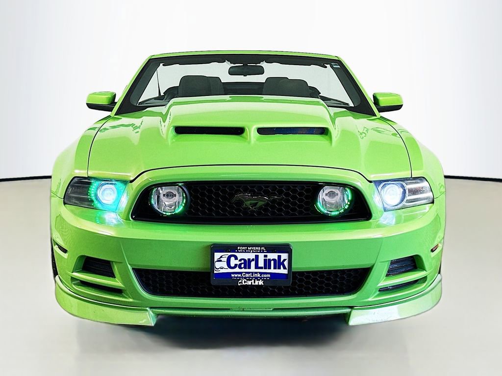 Used 2014 Ford Mustang GT RWD image 2
