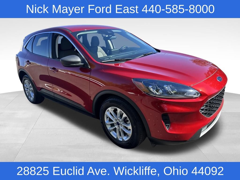 Used 2022 Ford Escape SE