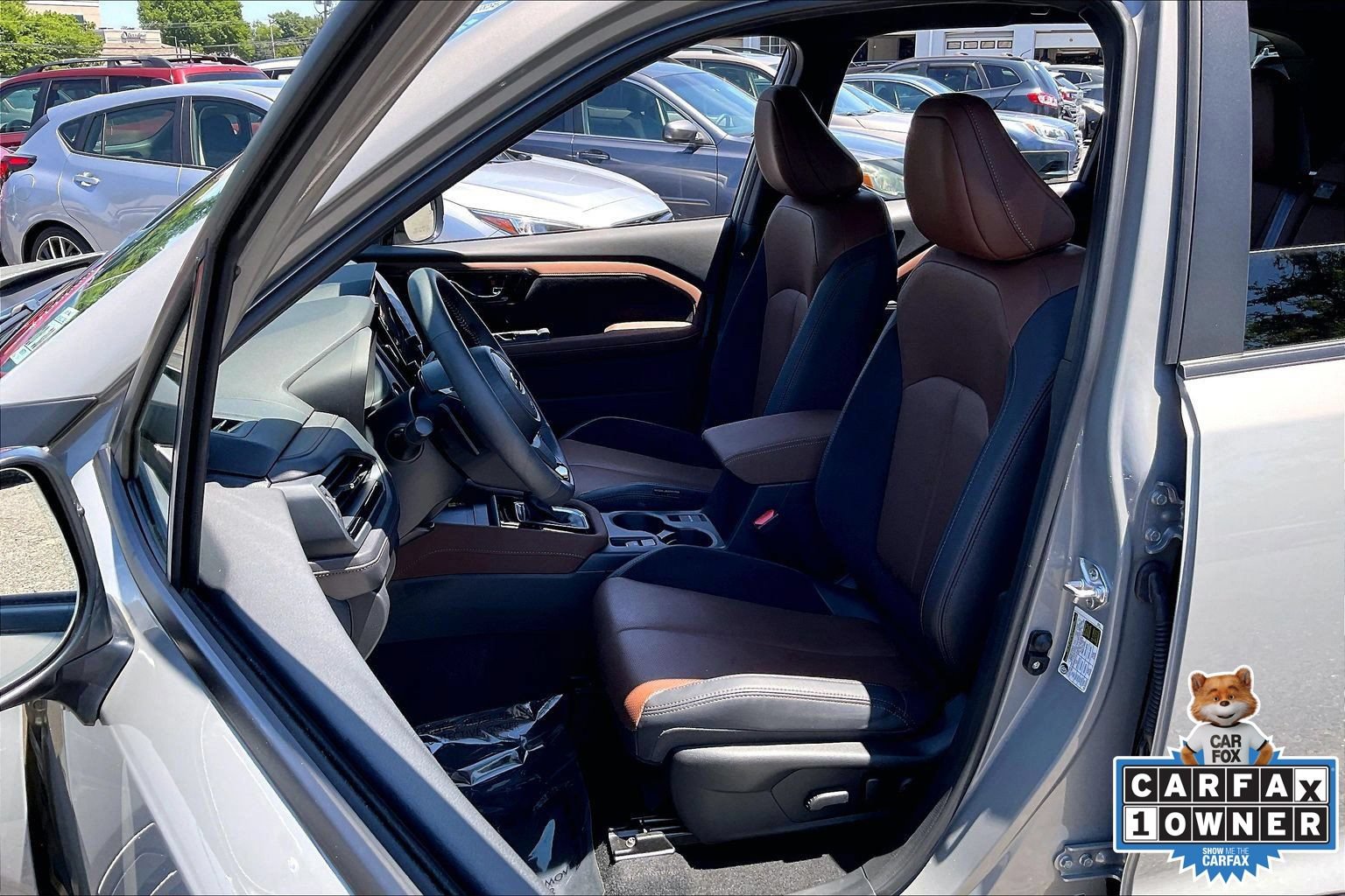 Certified 2025 Subaru Forester Touring AWD/4WD image 9