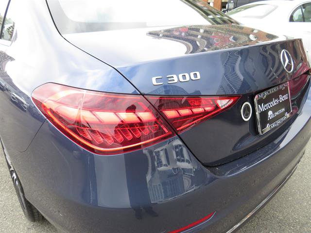 Used 2025 Mercedes-Benz C 300 4MATIC Sedan image 27