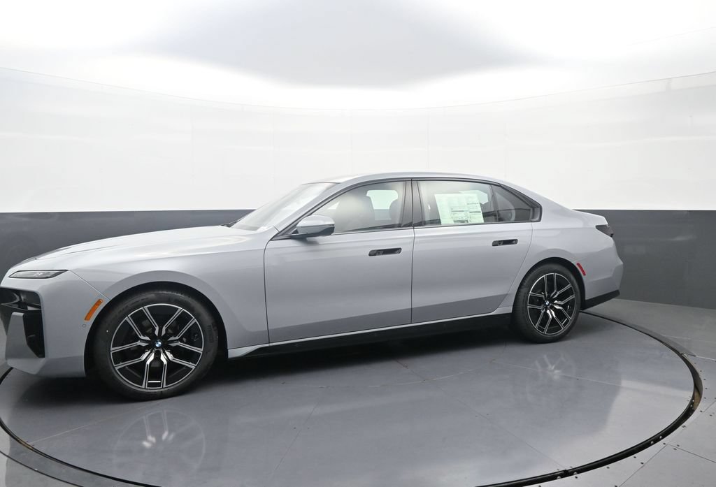 New 2026 BMW 740i xDrive w/ Executive Package AWD/4WD image 4