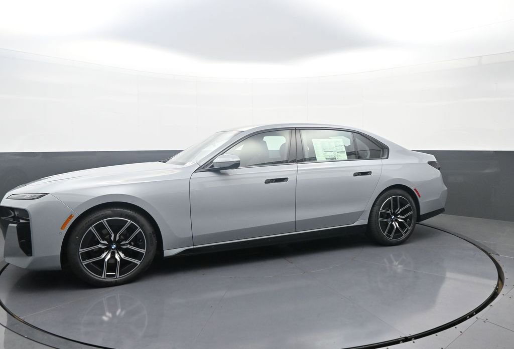 New 2026 BMW 740i xDrive w/ Executive Package AWD/4WD image 4