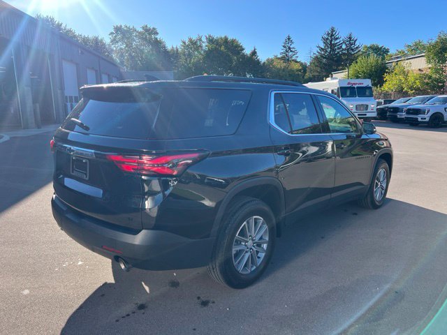 Used 2023 Chevrolet Traverse LT FWD image 5
