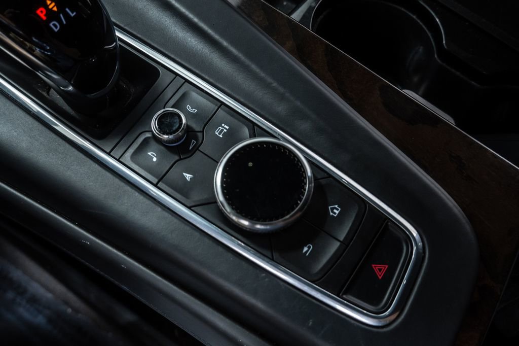 Used 2022 Cadillac Escalade Sport Platinum w/ Heavy-Duty Trailer Package image 24