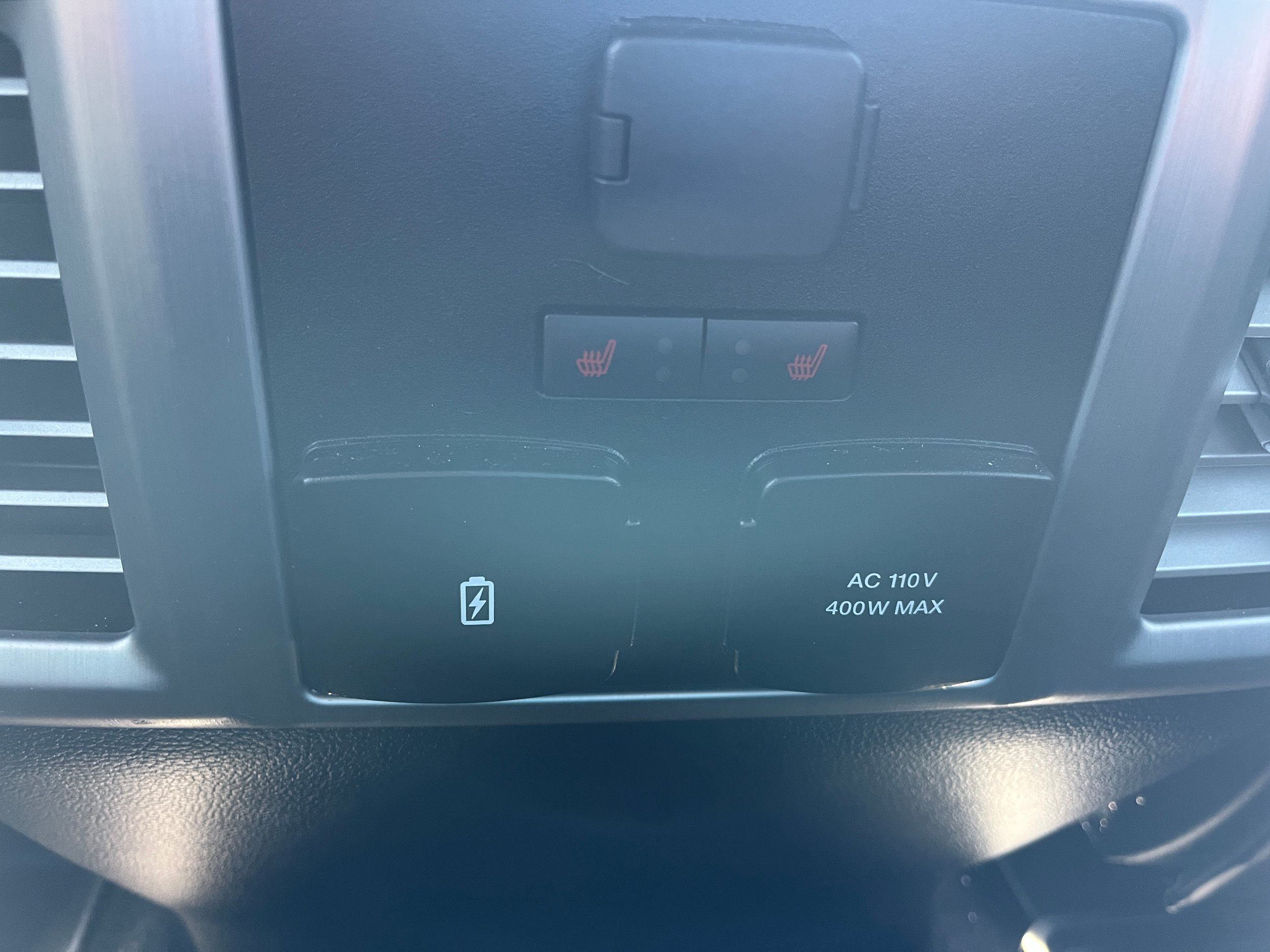 Used 2019 Ford F150 Platinum w/ Equipment Group 701A Luxury AWD/4WD image 14