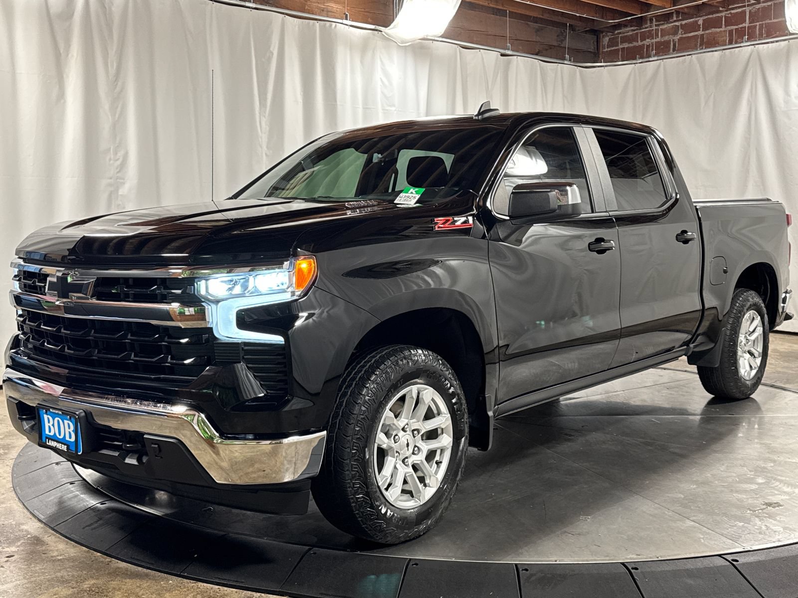 Used 2023 Chevrolet Silverado 1500 LT w/ Z71 Off-Road Package