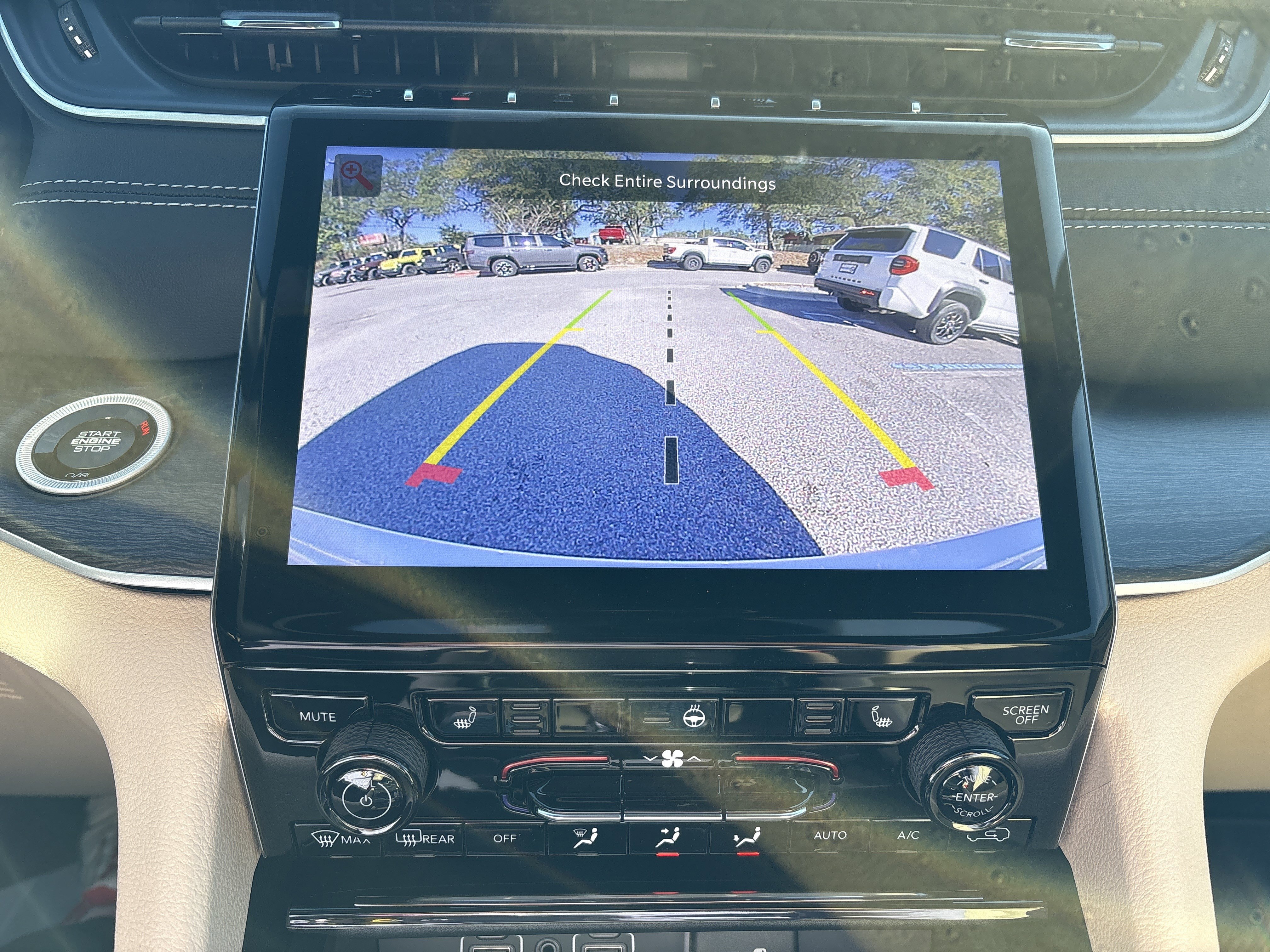 New 2025 Jeep Grand Cherokee Limited image 30