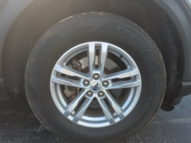Used 2022 Ford Explorer XLT AWD/4WD image 18