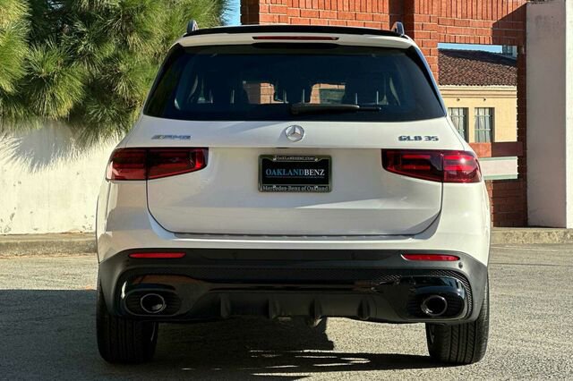 New 2026 Mercedes-Benz GLB 35 AMG 4MATIC image 5