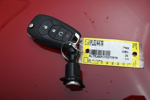 Used 2026 Chevrolet Trax RS FWD image 43