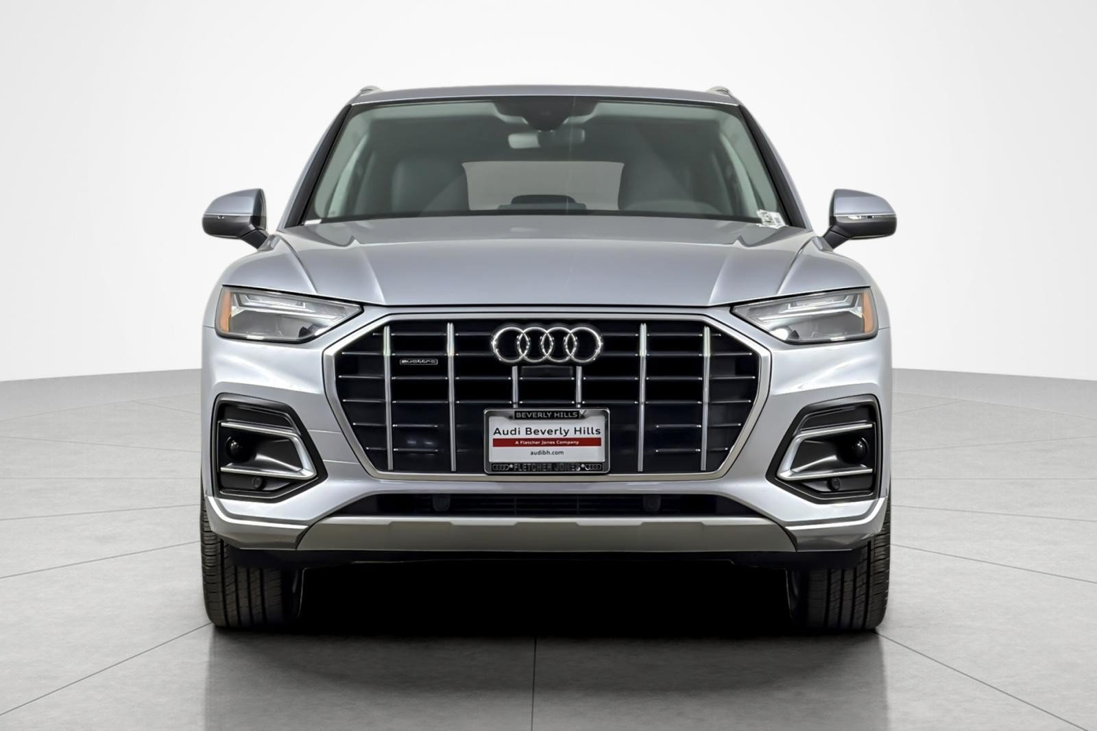 Used 2023 Audi Q5 2.0T Premium Plus w/ Premium Plus Package AWD/4WD image 8