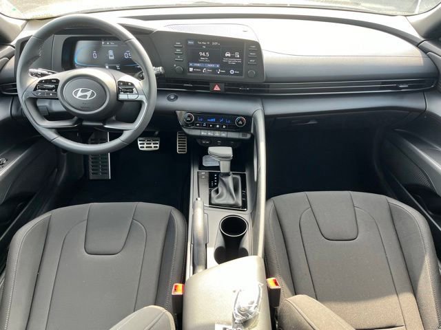 New 2026 Hyundai Elantra Sport FWD image 9