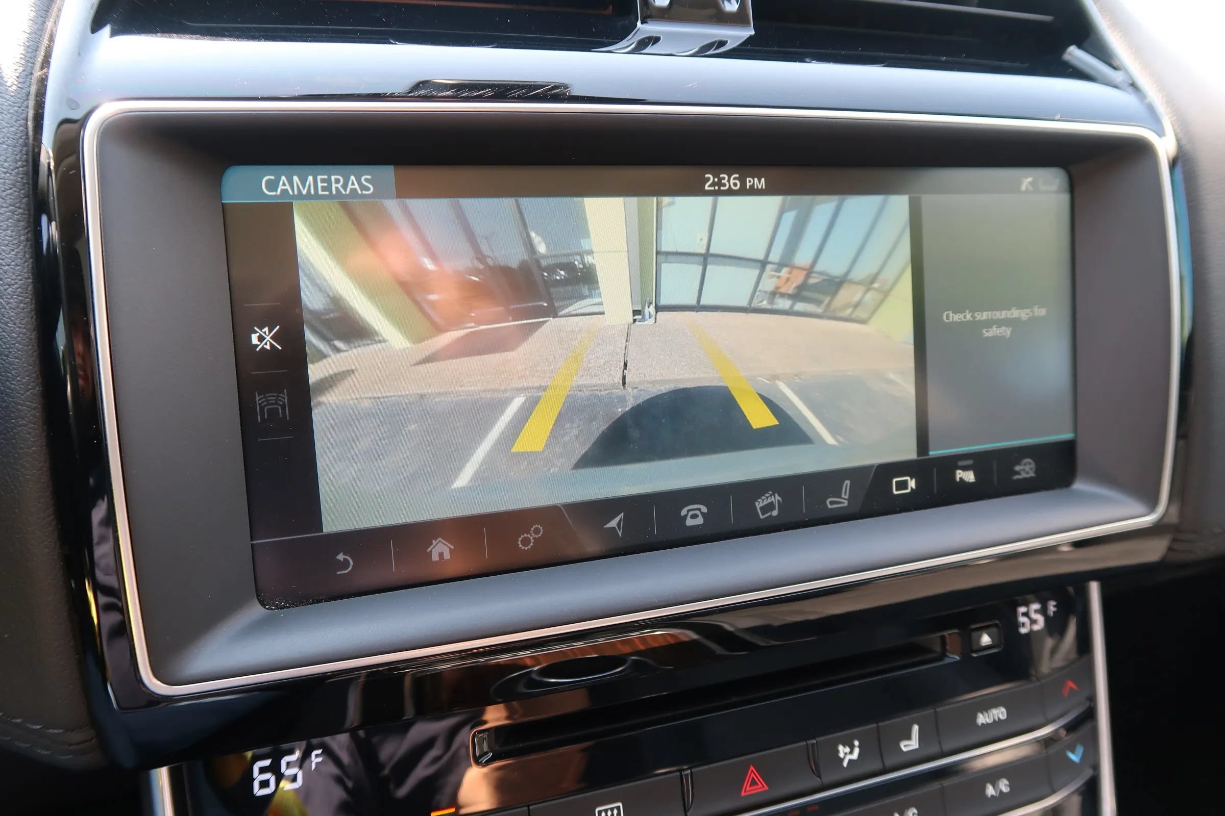 Used 2017 Jaguar XE First Edition RWD image 34