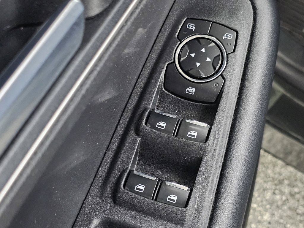 Used 2023 Ford Edge SEL w/ Convenience Package AWD/4WD image 30