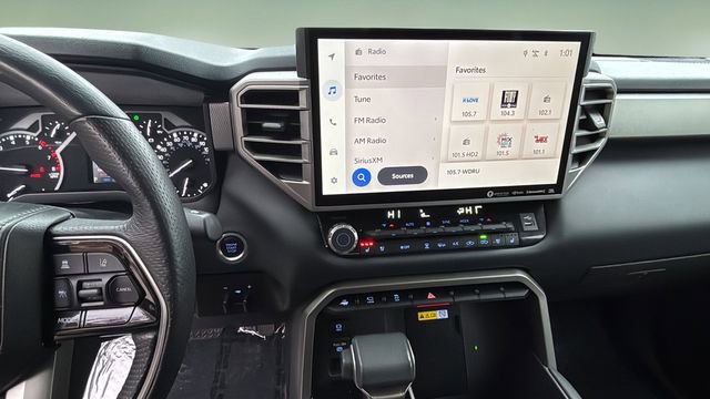 Used 2022 Toyota Tundra Limited image 10