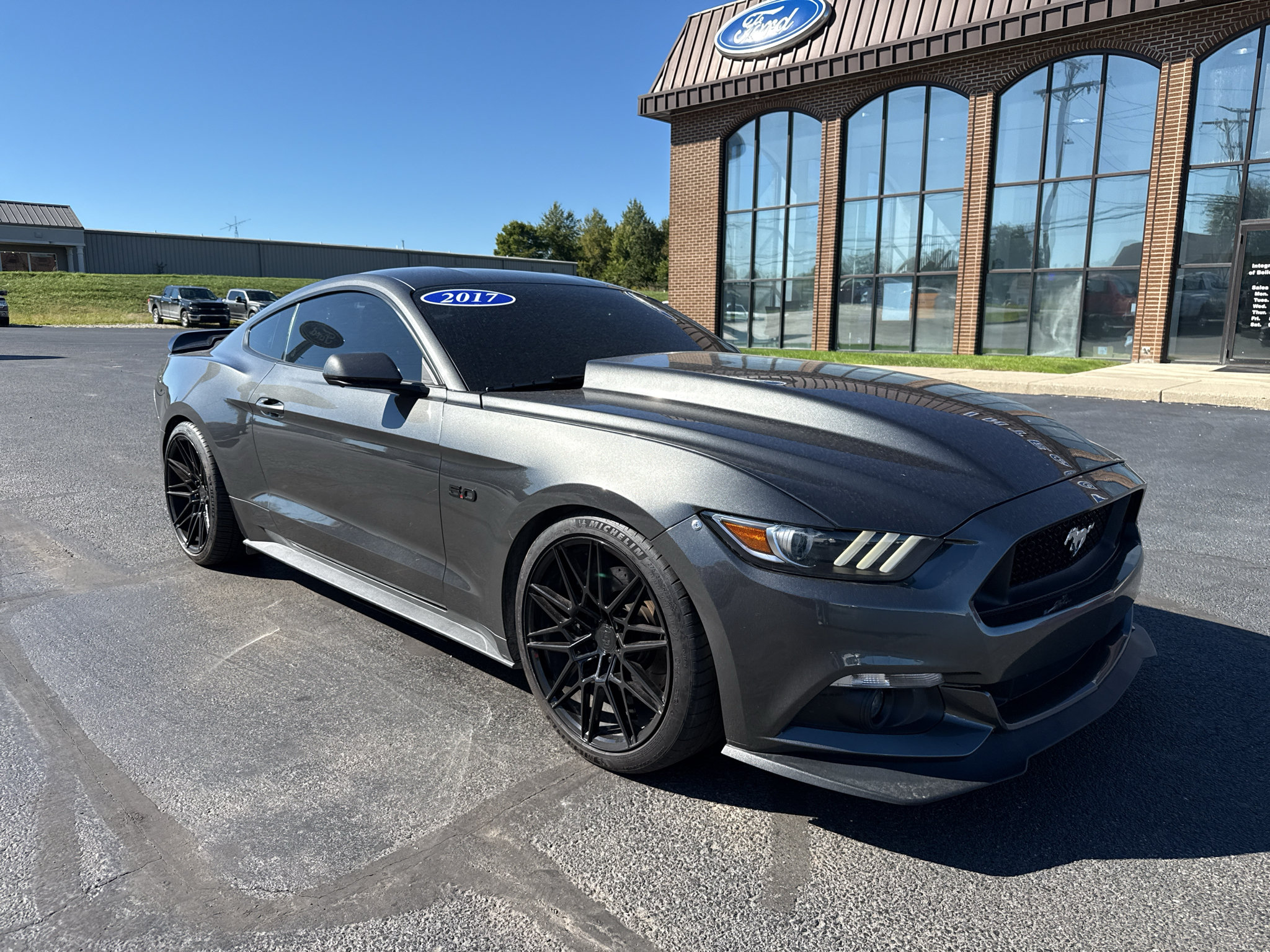 Used 2017 Ford Mustang GT Premium w/ Black Accent Package RWD image 2