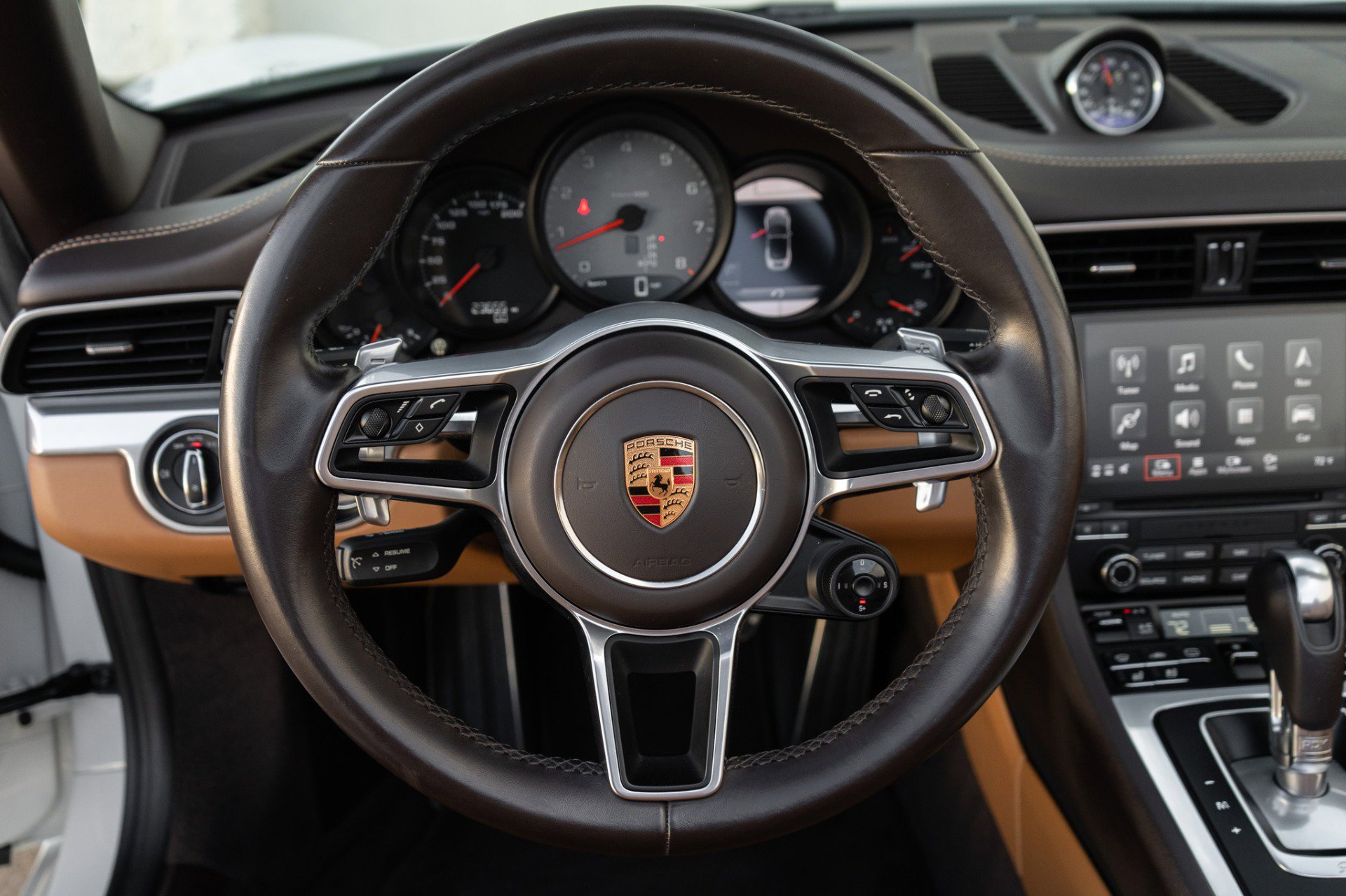 Used 2018 Porsche 911 Carrera 4S image 13