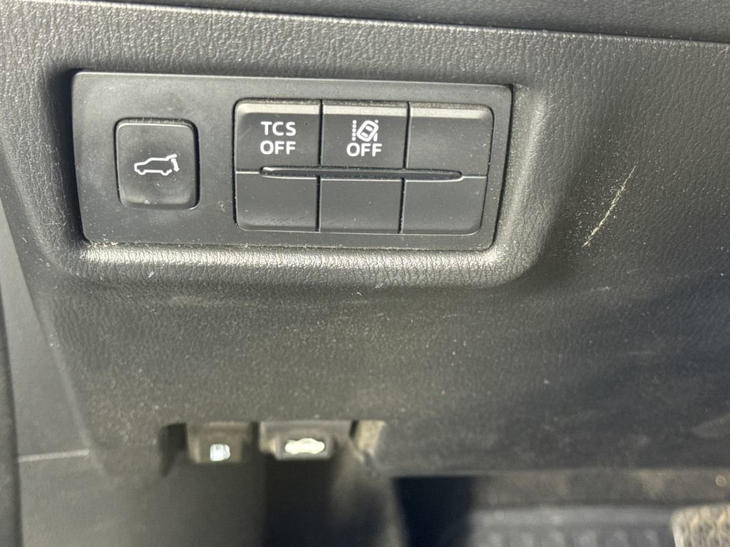 Used 2018 MAZDA CX-5 Touring w/ Preferred Equipment Package image 31