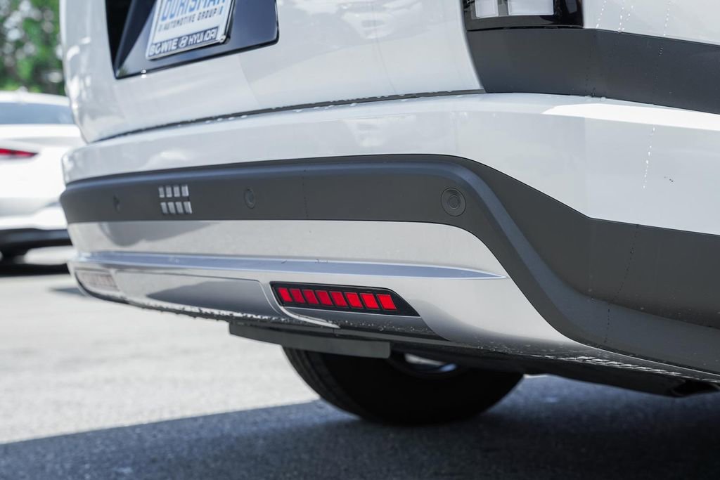 New 2026 Hyundai Ioniq 9 SE image 8