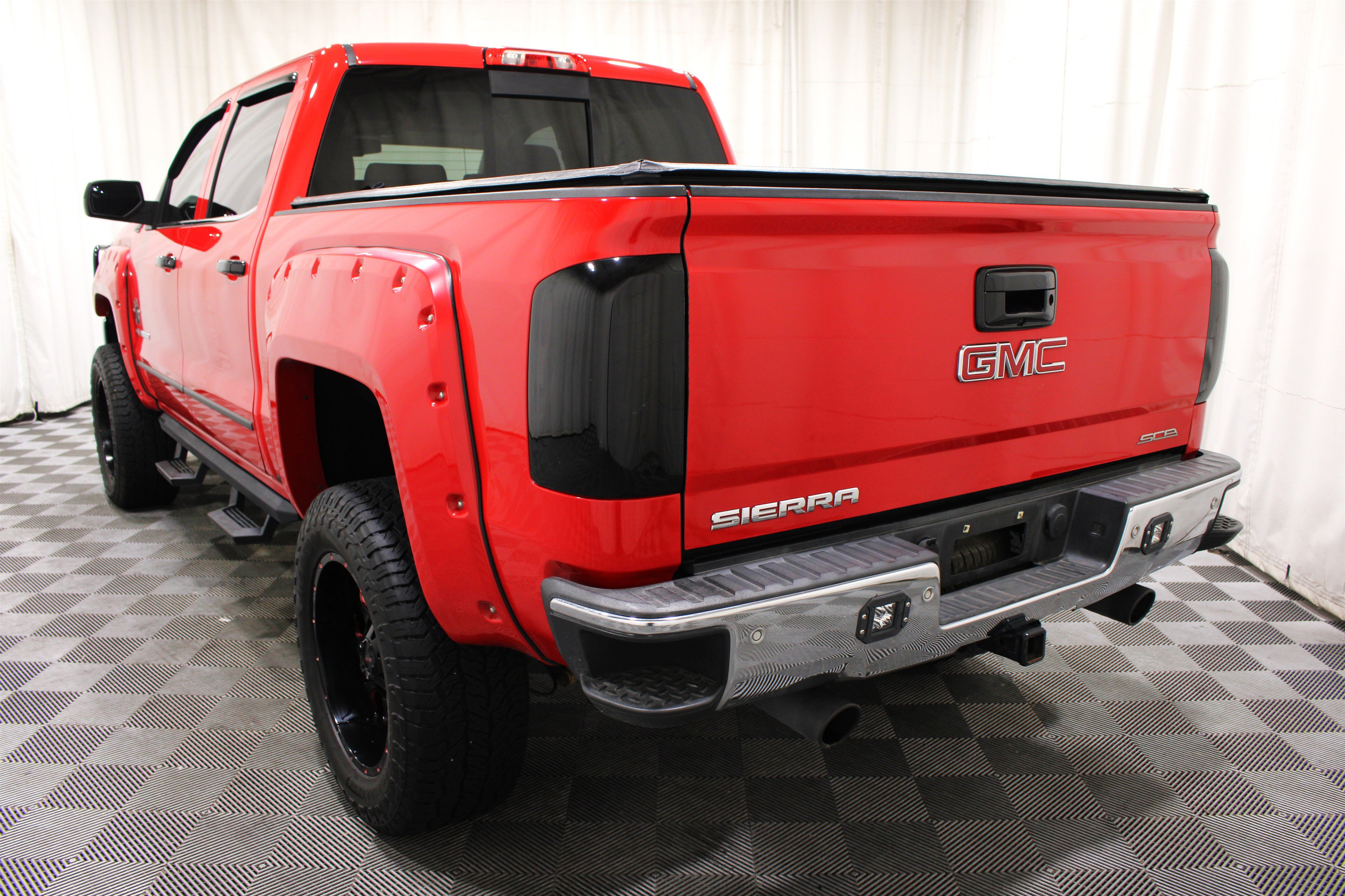 Used 2016 GMC Sierra 1500 SLT w/ SLT Preferred Package AWD/4WD image 29