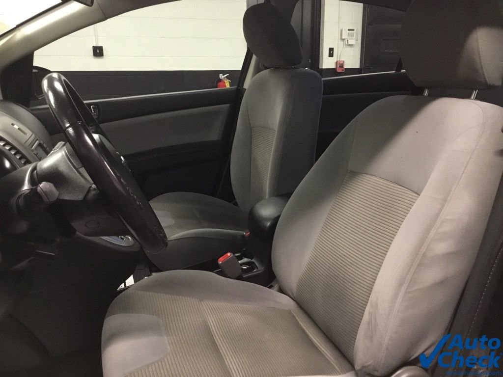 Used 2012 Nissan Sentra 2.0 SR w/ Special Edition Pkg FWD image 24