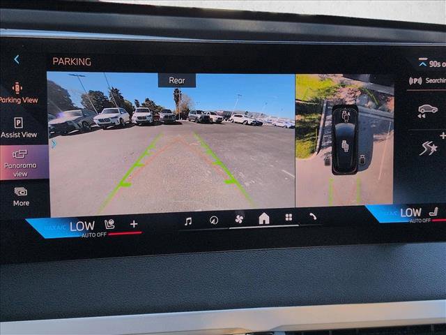 Used 2026 BMW iX xDrive60 image 14