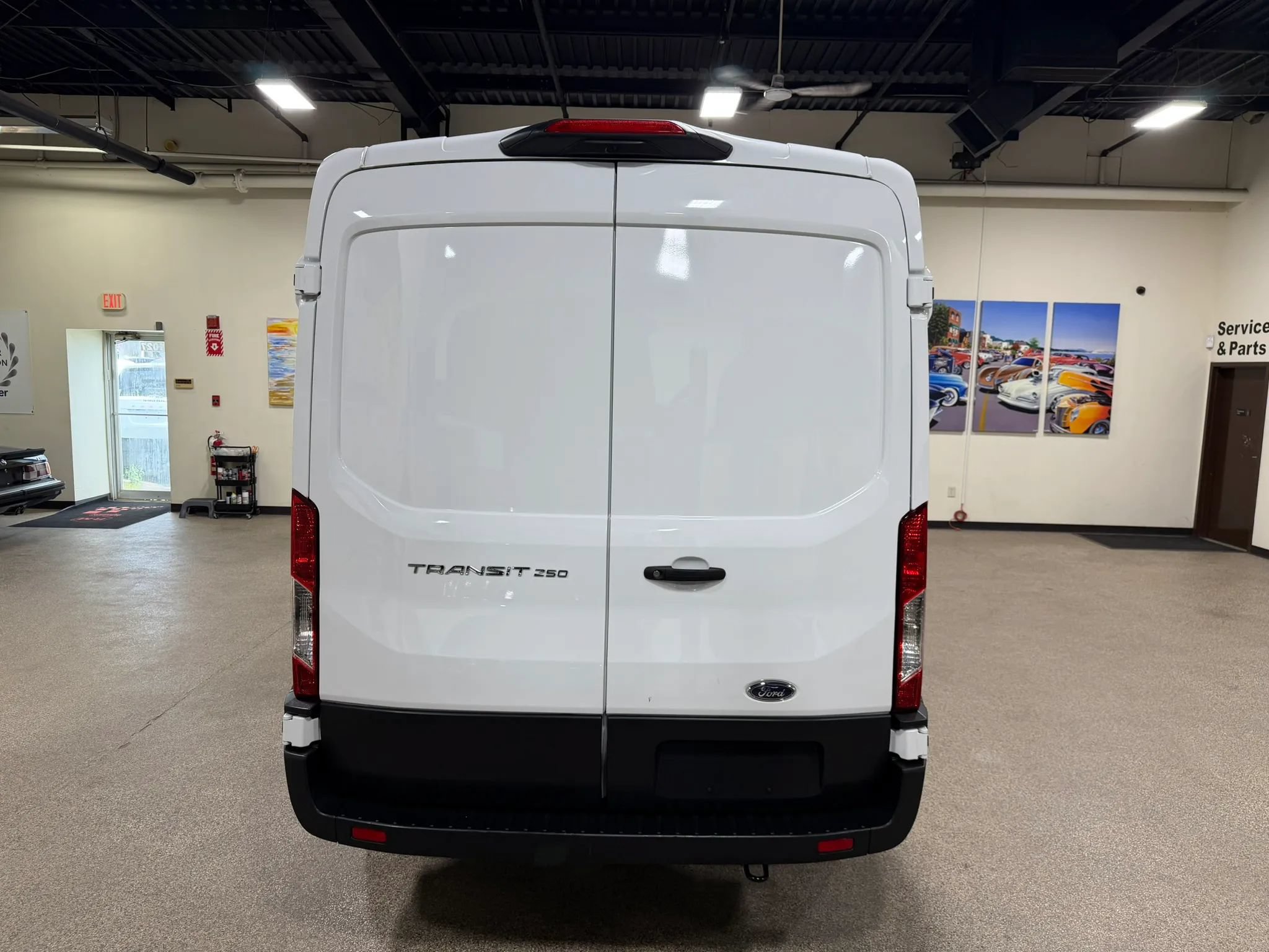 Used 2025 Ford Transit 250 148 Medium Roof RWD image 19