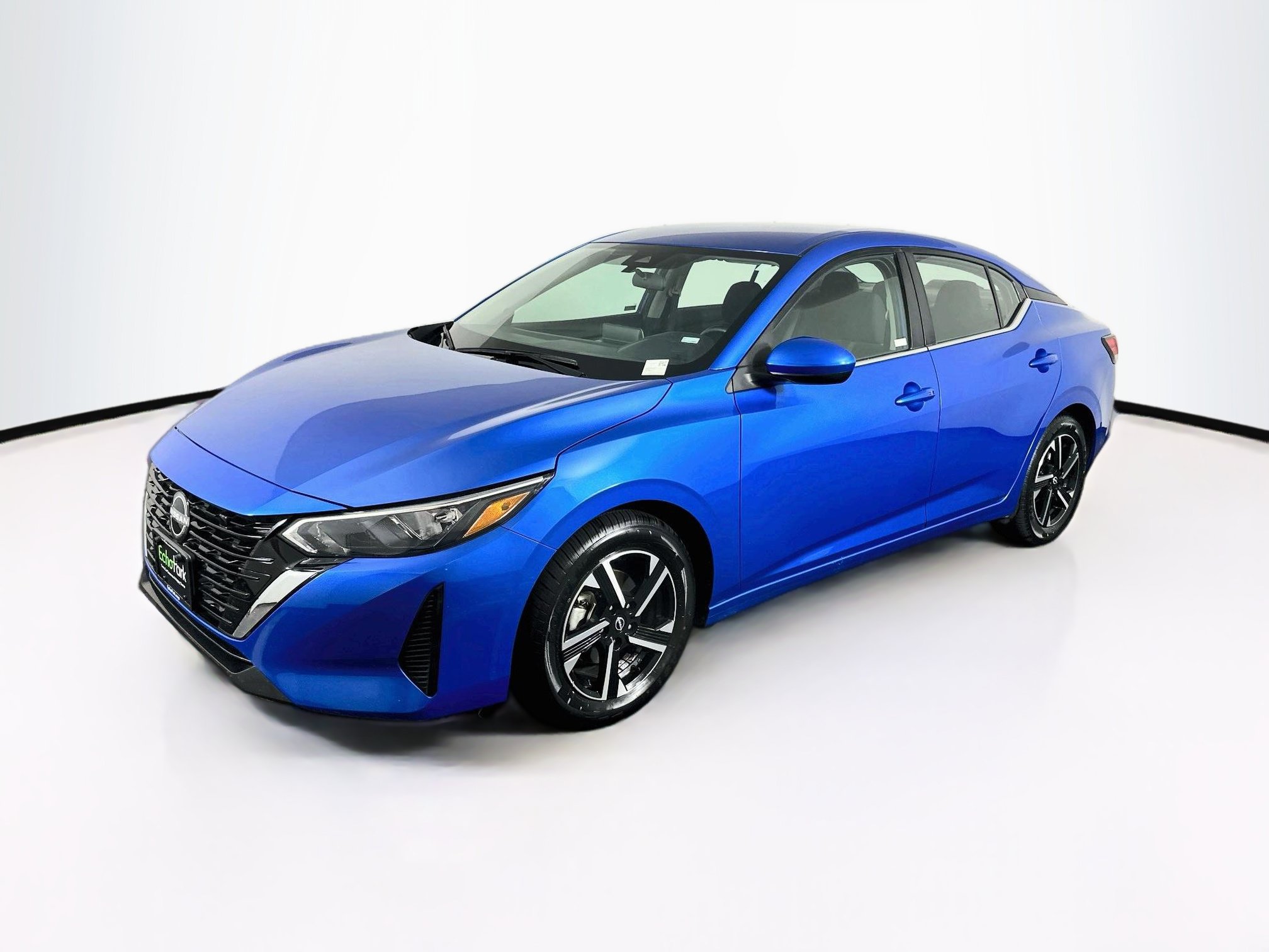Used 2024 Nissan Sentra SV FWD image 3