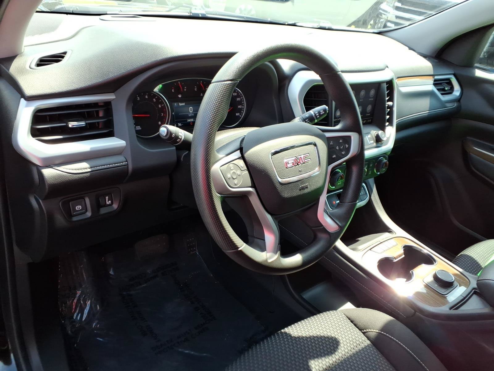 Used 2023 GMC Acadia SLE AWD/4WD image 8
