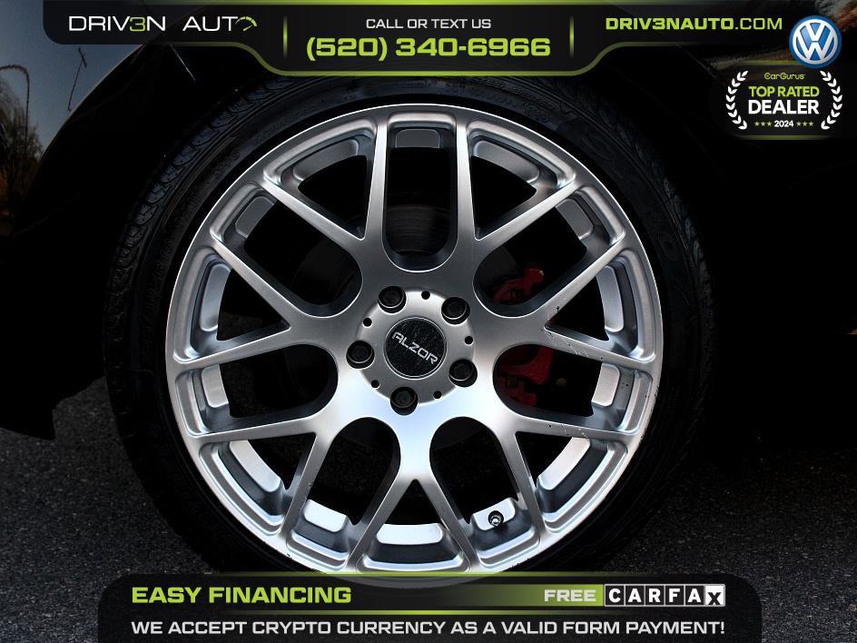 Used 2015 Volkswagen Golf Launch Edition image 9