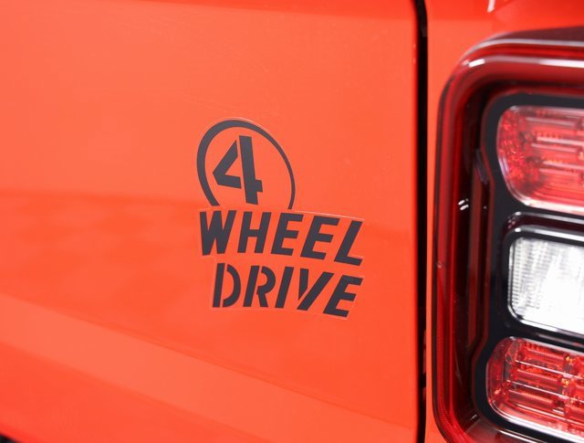 New 2025 Jeep Gladiator Willys image 7