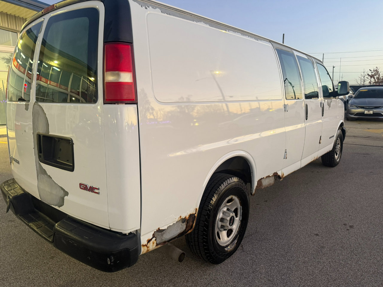Used 2004 GMC Savana 3500 Extended image 7
