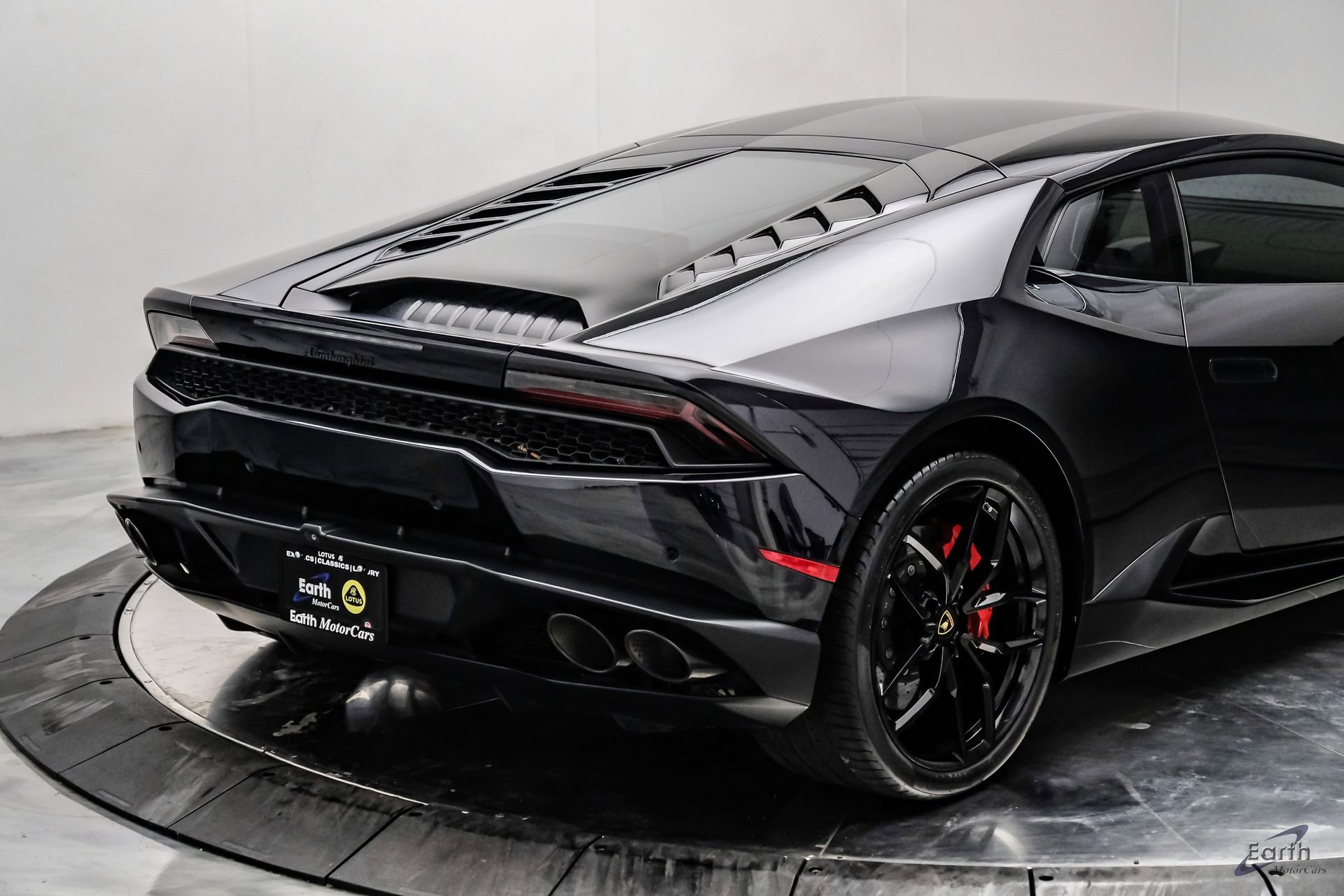 Used 2015 Lamborghini Huracan LP 610-4 AWD/4WD image 23