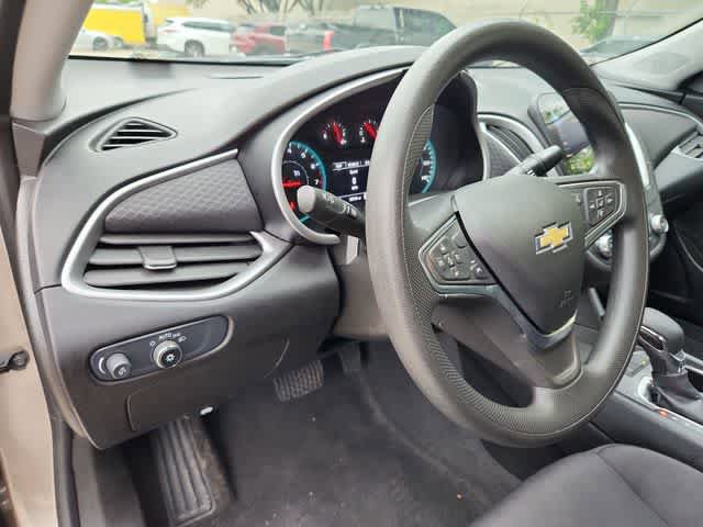 Used 2025 Chevrolet Malibu LS FWD image 10