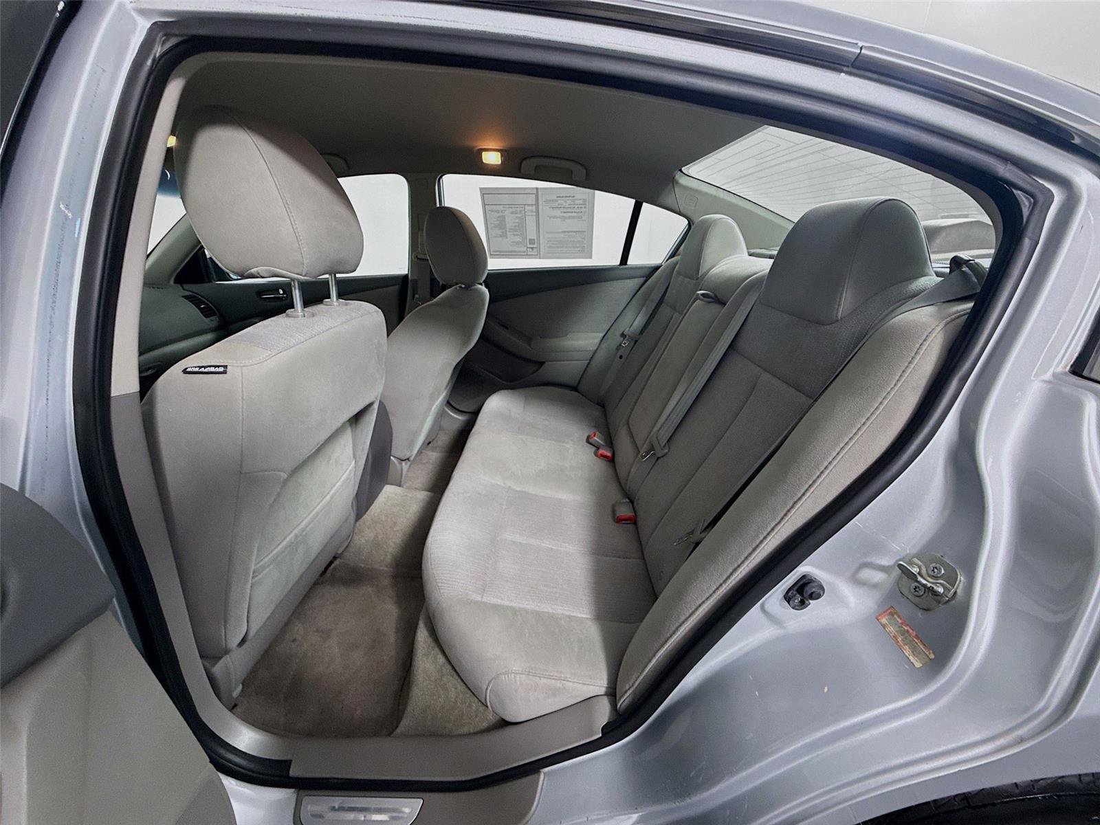 Used 2012 Nissan Altima 2.5 S FWD image 17
