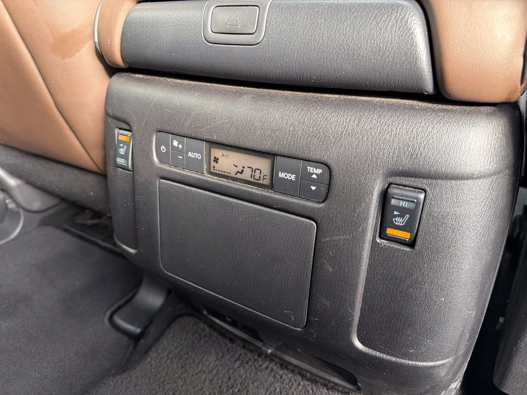 Used 2023 Nissan Armada Platinum w/ Captain's Chairs Package AWD/4WD image 31