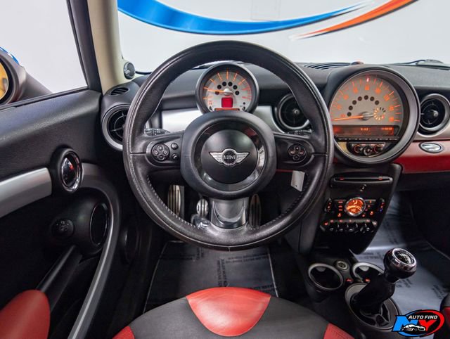 Used 2011 MINI Cooper S image 13