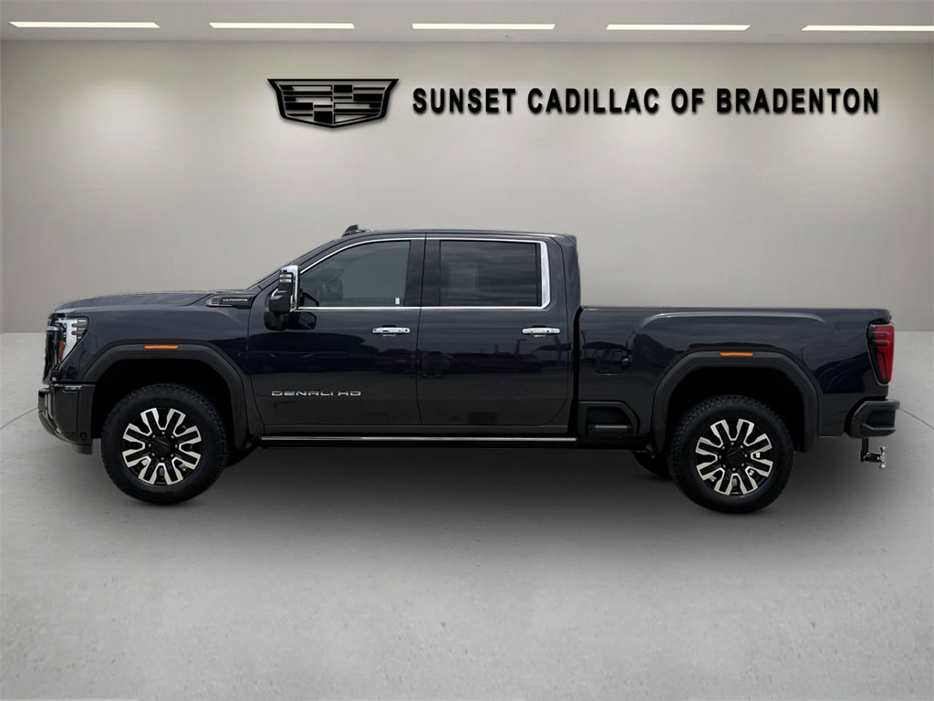 Used 2024 GMC Sierra 3500 Denali Ultimate AWD/4WD image 6