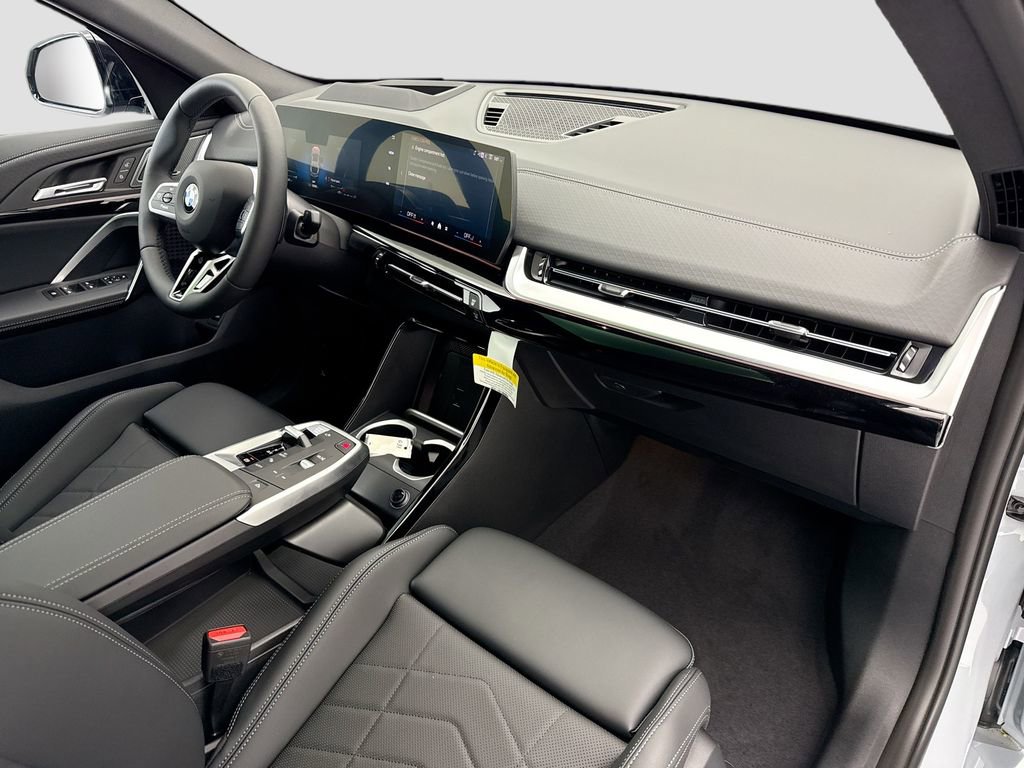 New 2026 BMW X2 xDrive28i w/ Technology Package image 16