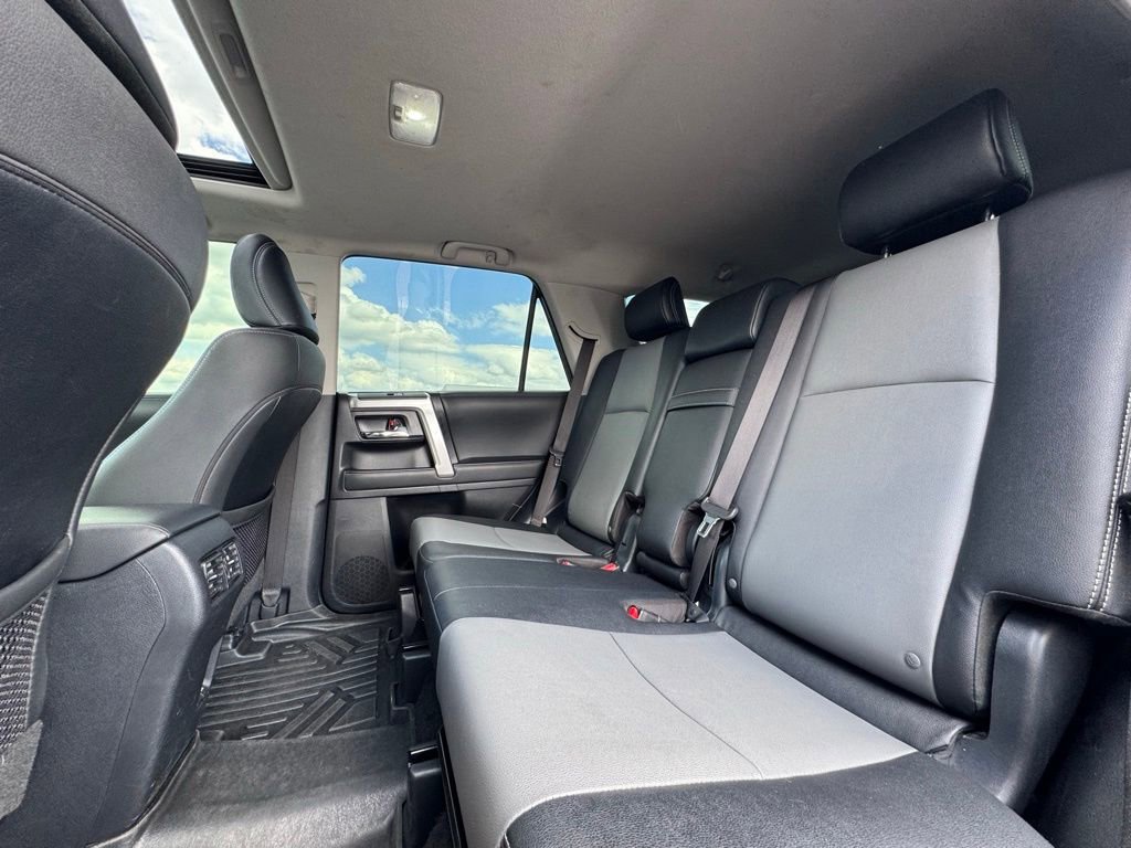 Used 2022 Toyota 4Runner SR5 Premium w/ Moonroof Package RWD image 21
