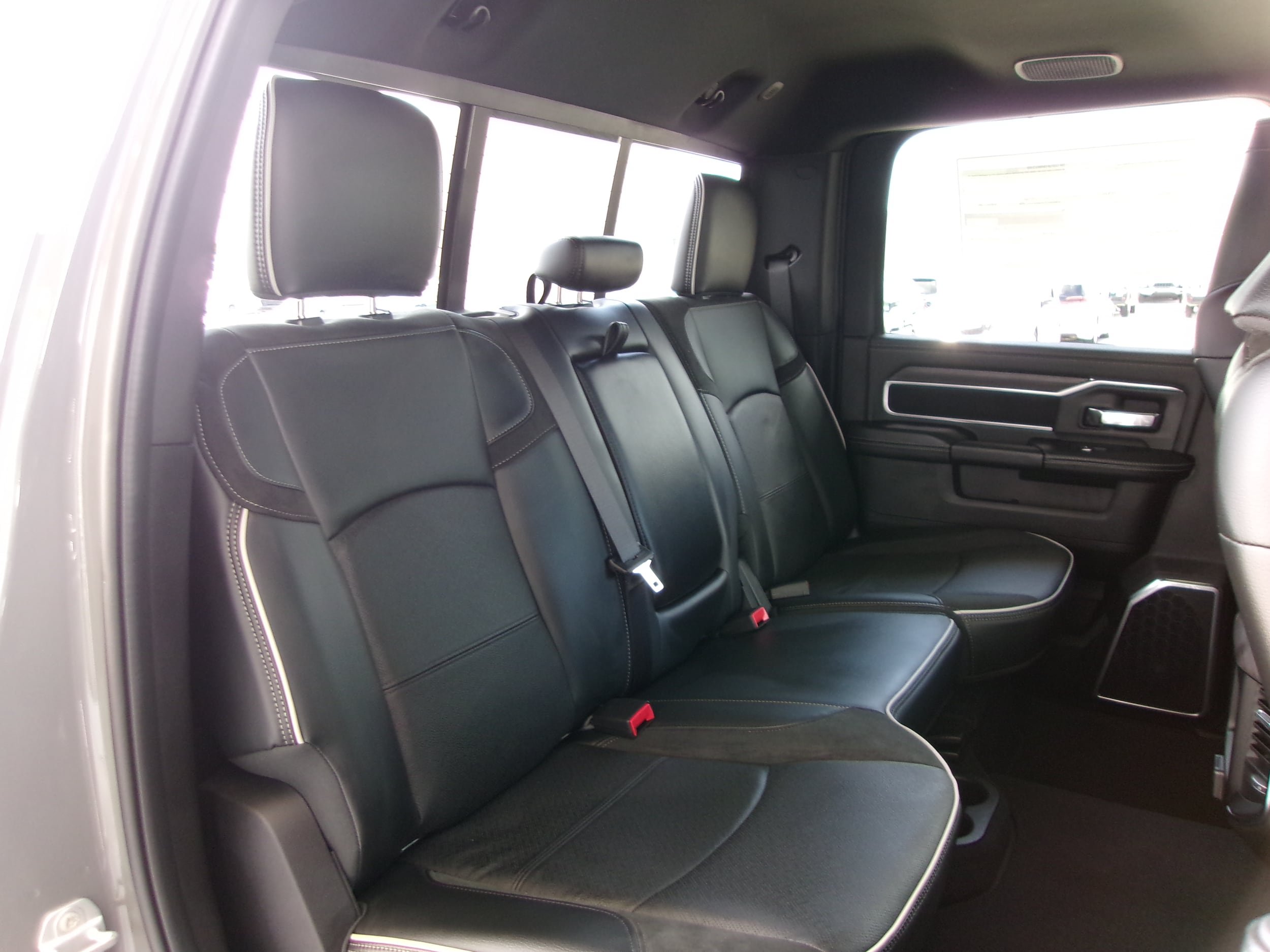 New 2026 RAM 2500 Laramie w/ Night Edition AWD/4WD image 13