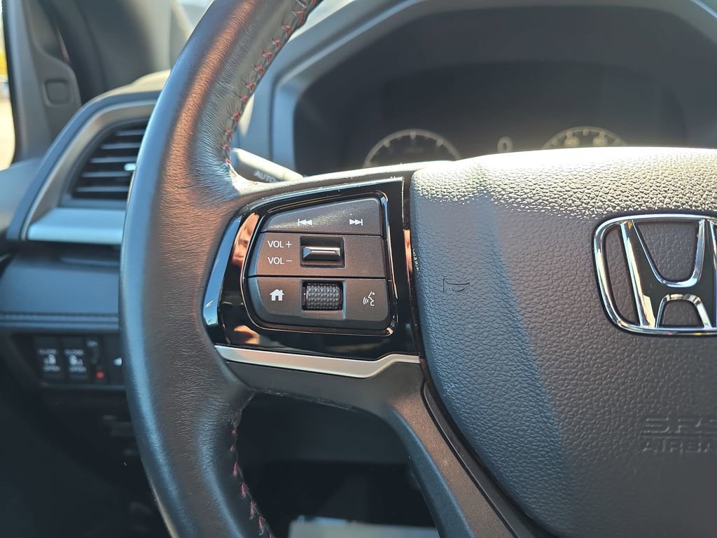 Used 2025 Honda Odyssey Sport-L image 22