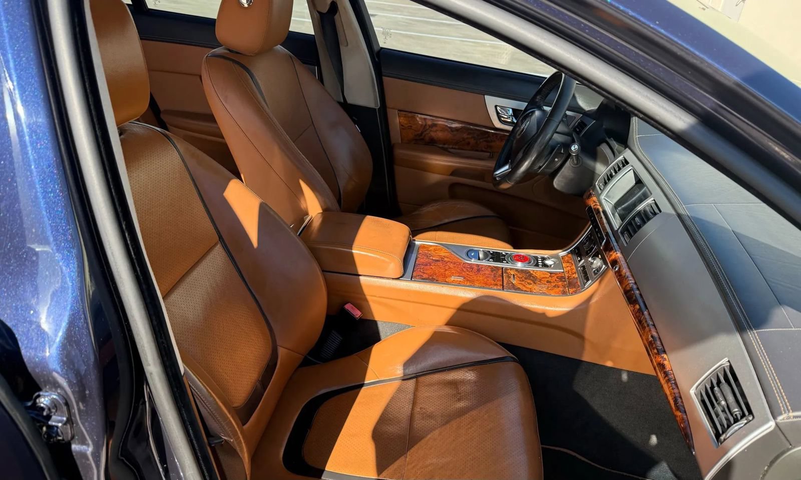 Used 2015 Jaguar XF Portfolio AWD/4WD image 18