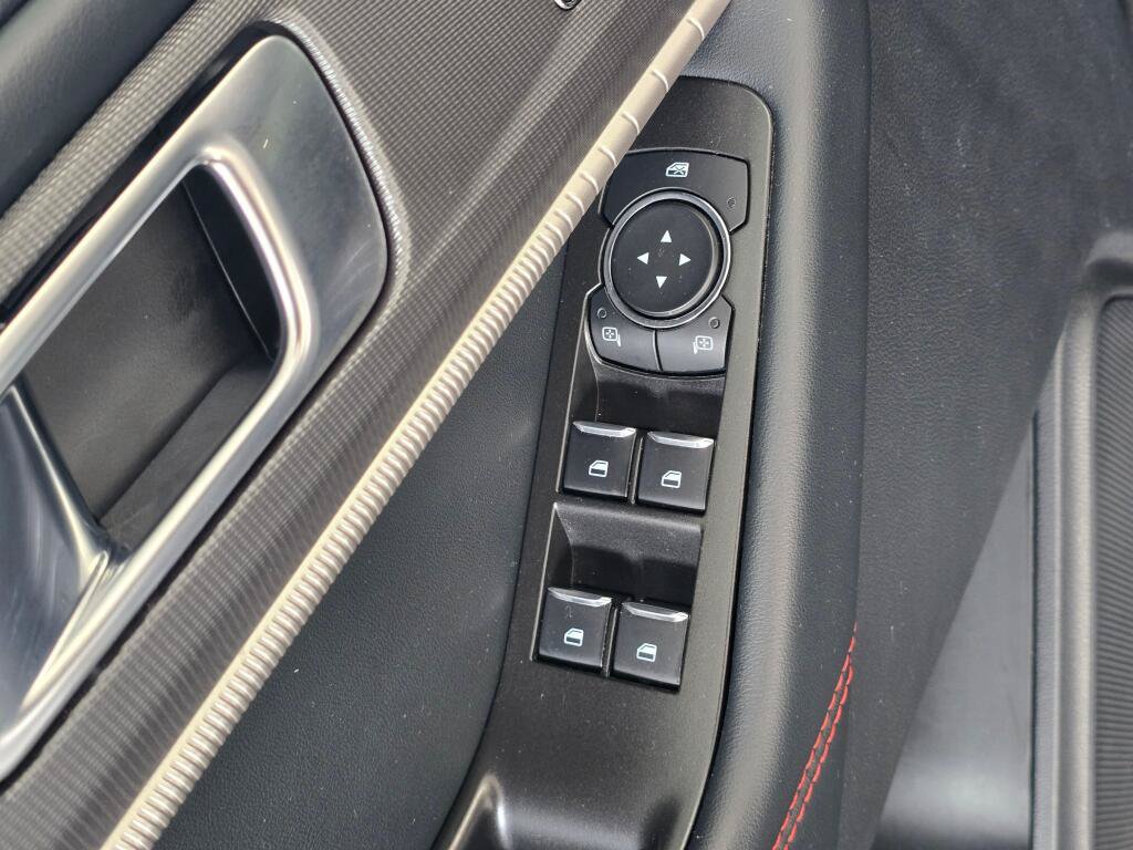 Used 2025 Ford Explorer ST-Line AWD/4WD image 19