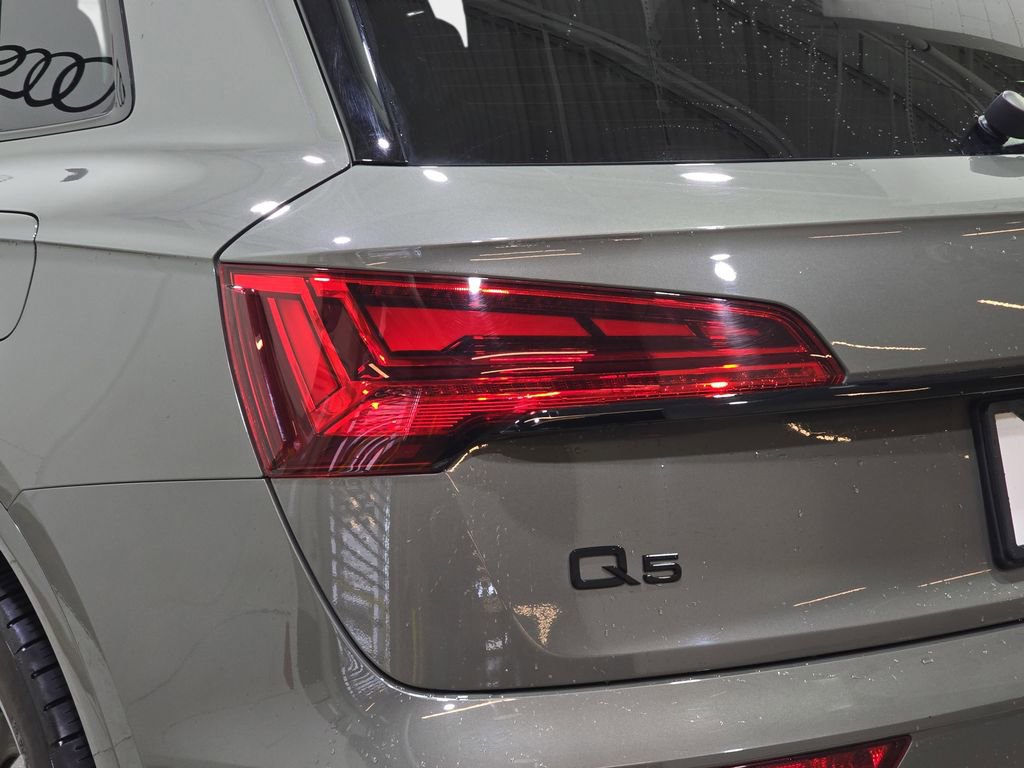 Used 2023 Audi Q5 e Premium Plus w/ Premium Plus Package image 35
