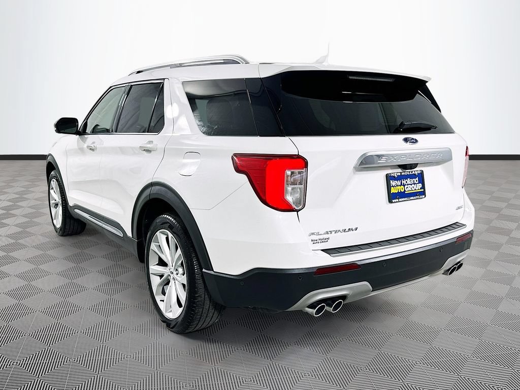 Certified 2022 Ford Explorer Platinum w/ Equipment Group 601A AWD/4WD image 8