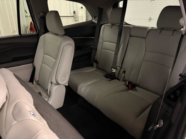 Used 2022 Honda Pilot Elite image 10